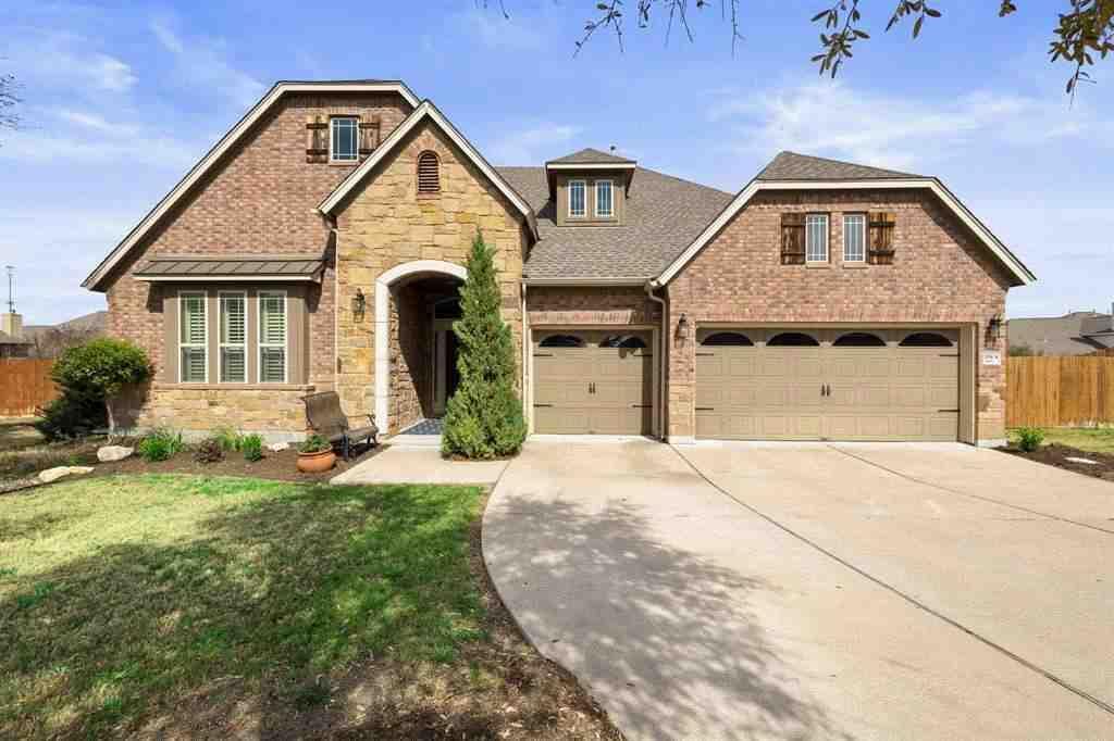 Front view of 18104 Painted Horse Cv, Austin TX 78738