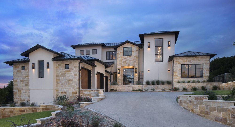 Anuj Jaiswal meeting with Austin home buyers