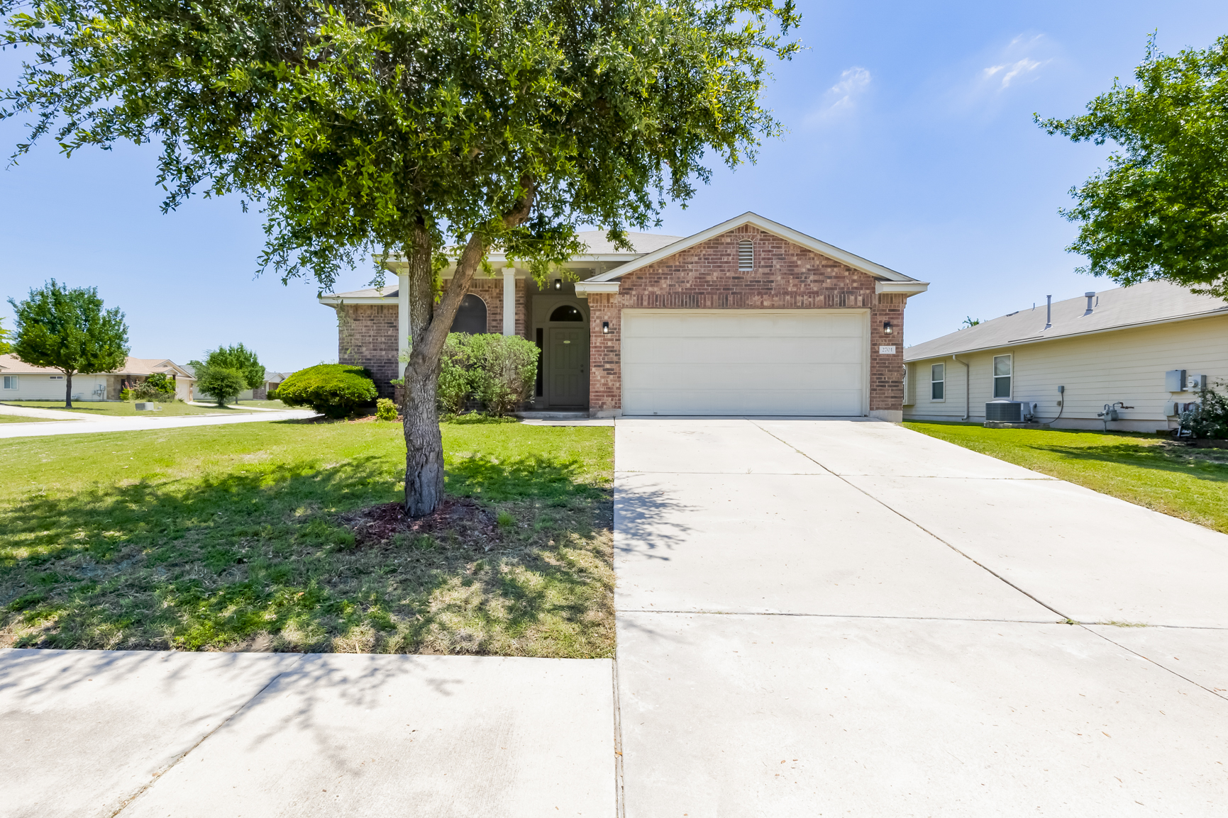 Front view of 2701 Hearthsong Loop, Round Rock TX 78665